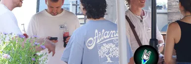 Fünf Gäste der ersten Ausgabe von YoungXHungry auf der Dachterrasse von 9elements.